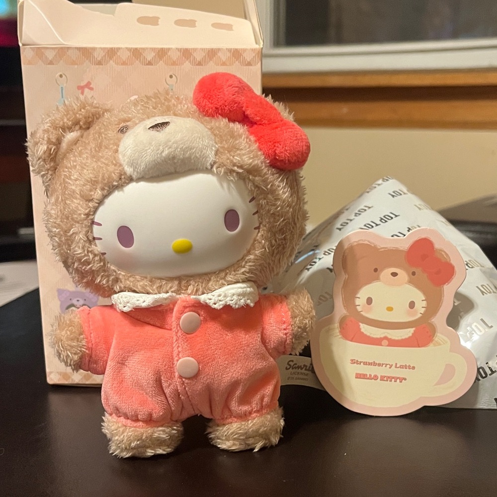 Sanrio Hello Kitty Strawberry Latte Plushie